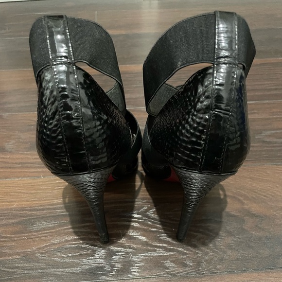 Paris Hilton Patent leather Criss-Cross Stilettos - Picture 2 of 5